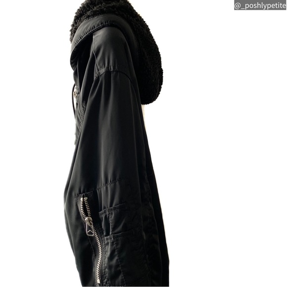 Women’s s Black utility military jacket sherpa lined hoodie - Picture 5 of 15